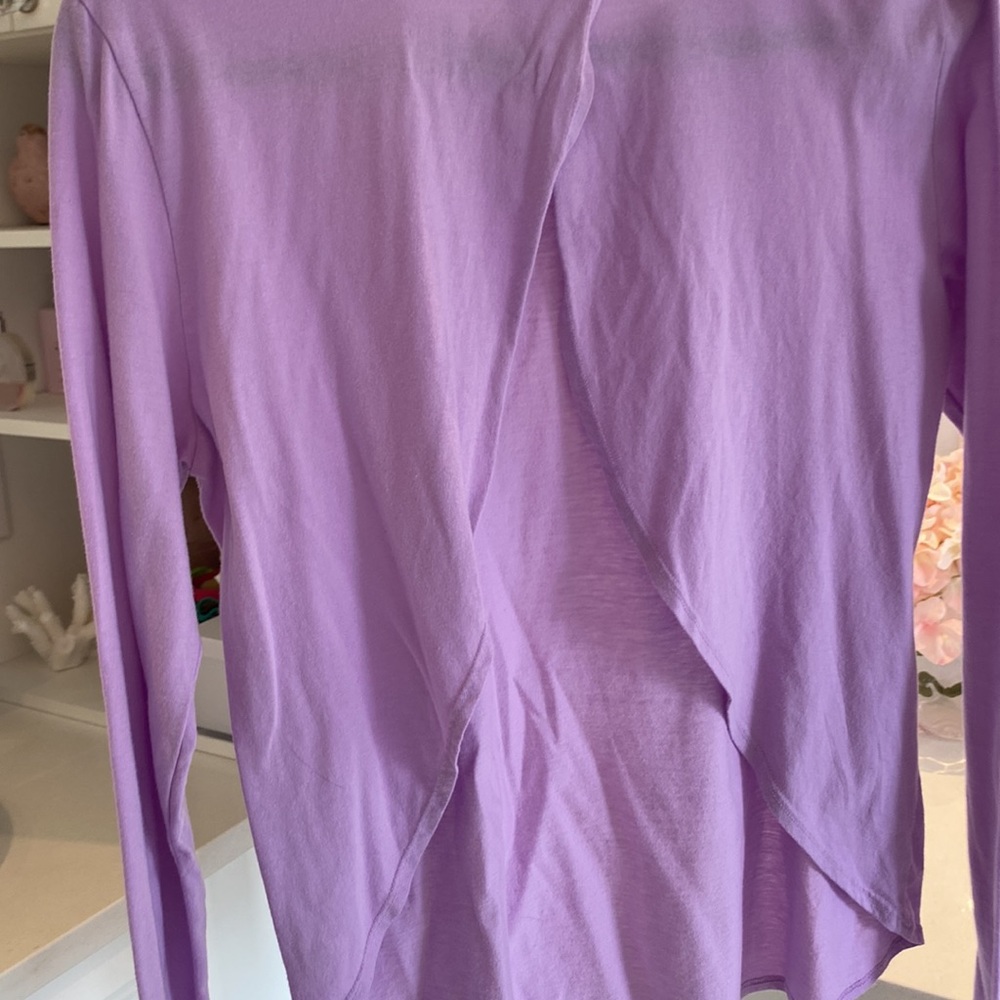 Fabletics top - Picture 2 of 6